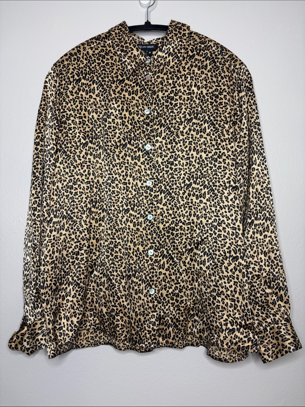 Due per Due 100% Silk Leopard Print Button Down Blouse Medium